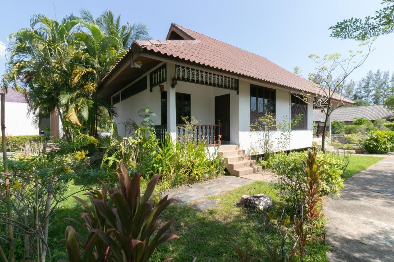 ไชโยรี สอร์ท Hotel Phuket ภายนอก รูปภาพ
